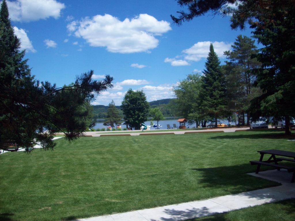 Lakewoods